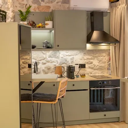 Stefanis Ii Apartment *